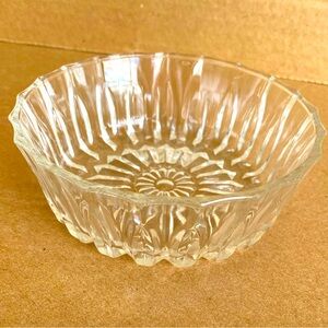Elegant Vintage Clear Cut Glass Dessert or Berry Bowl Trinket Nuts Snacks